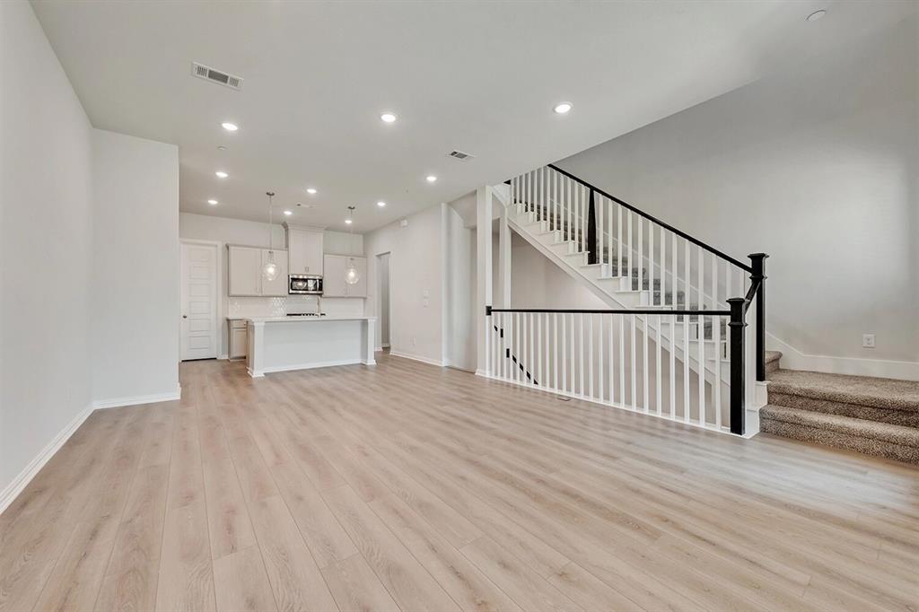 8199 Challenger Lane