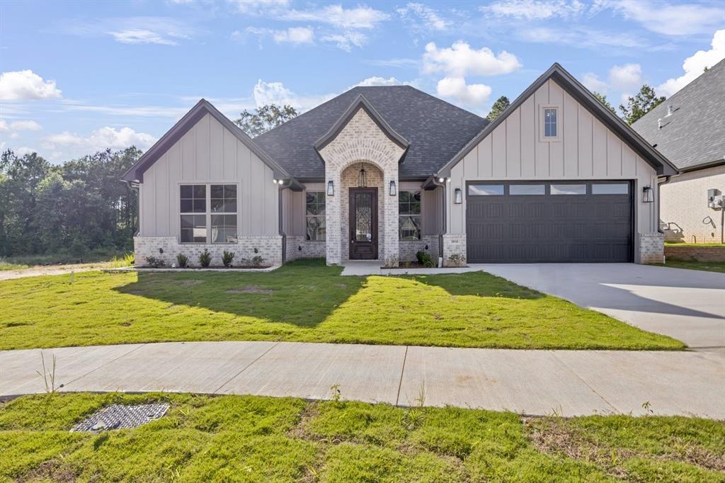 2010 Locklear Lane