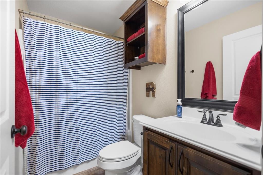 MISSION CREST - Residential