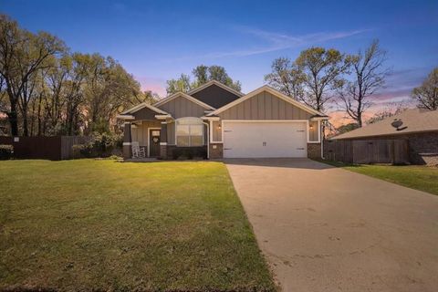 Tiny photo for 307 Mission Crest Circle, Lindale, TX 75771 (MLS # 21210162)