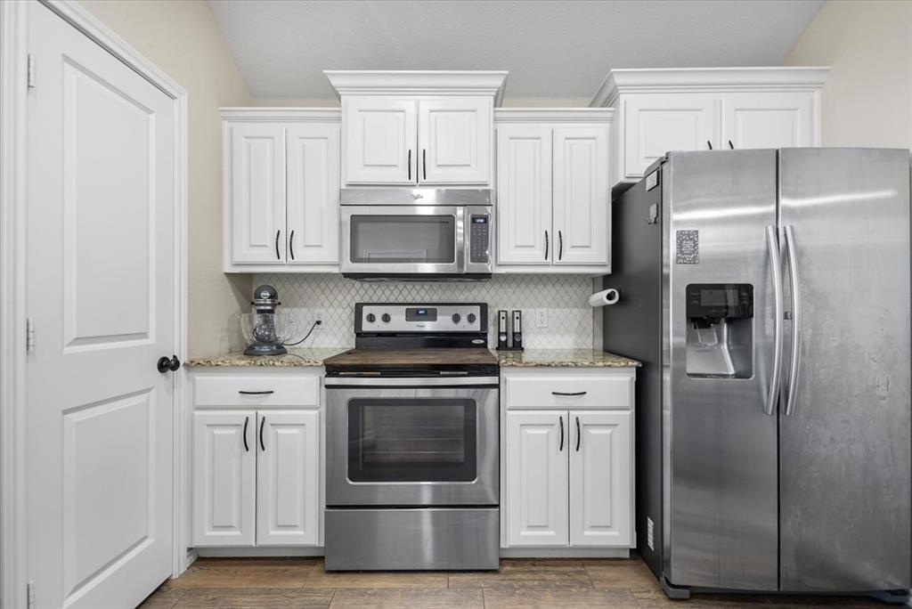 MISSION CREST - Residential