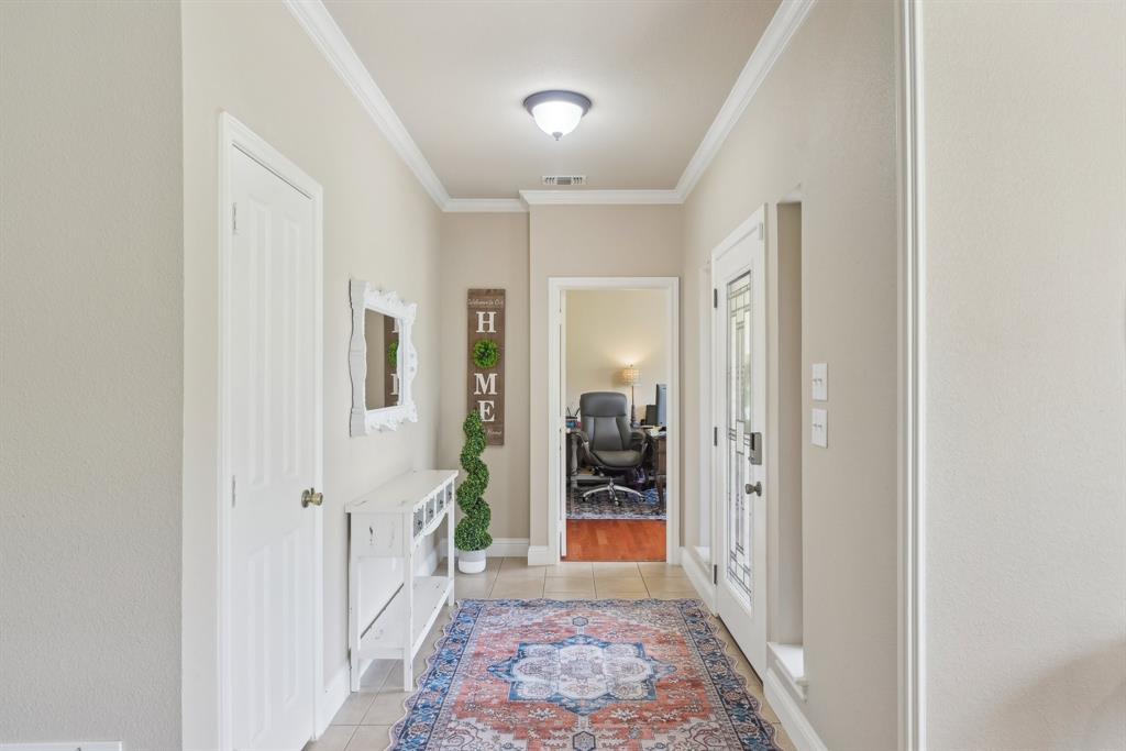 590 Norman Circle