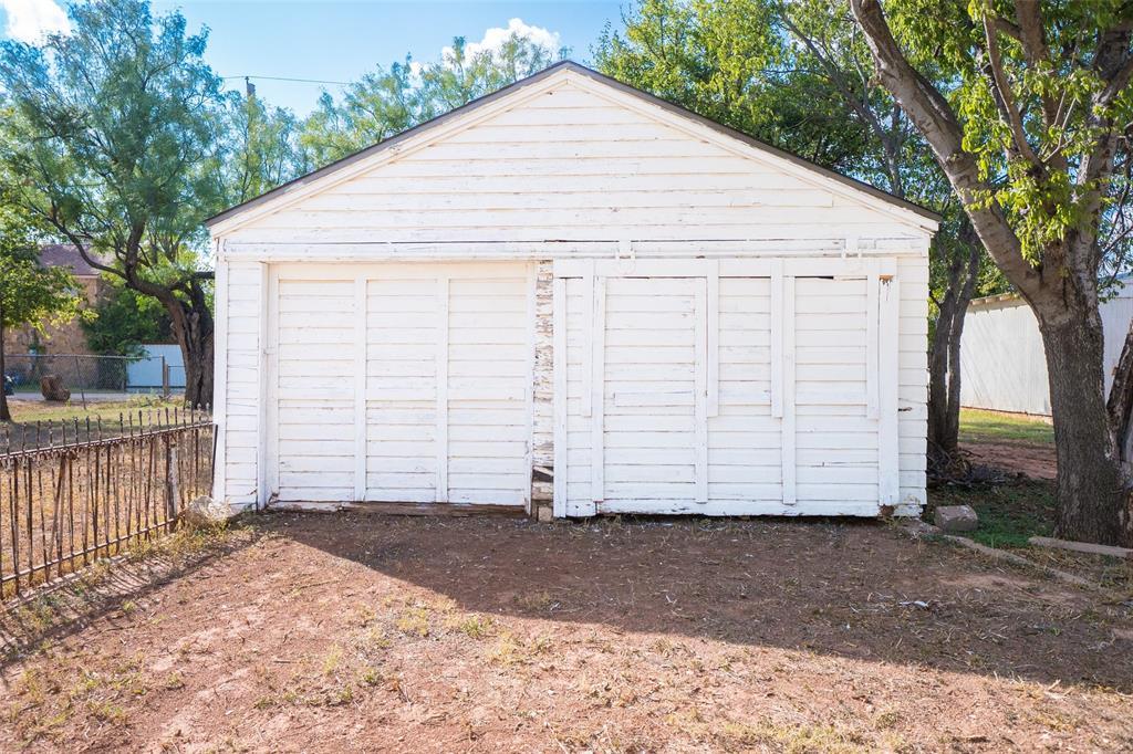 Sayles & Hughes Of Elmwood - Residential