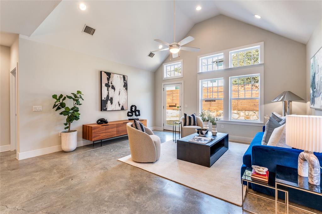 661 Bishop Heights Lane