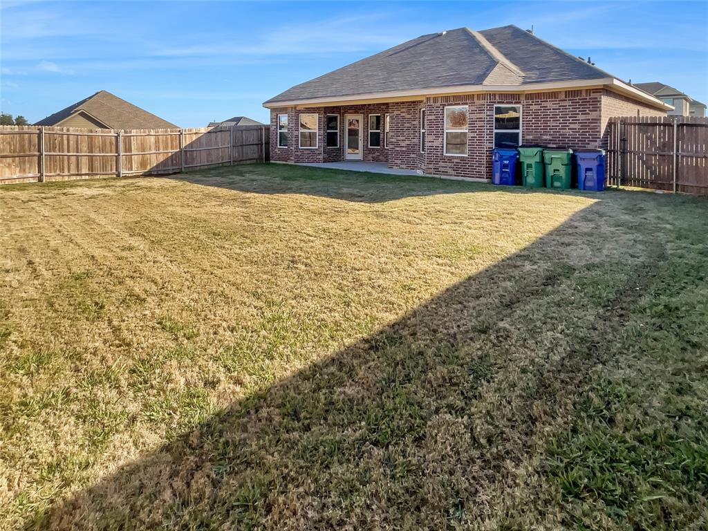 Photo 20 of 21 of 4918 Sanger Circle Drive house