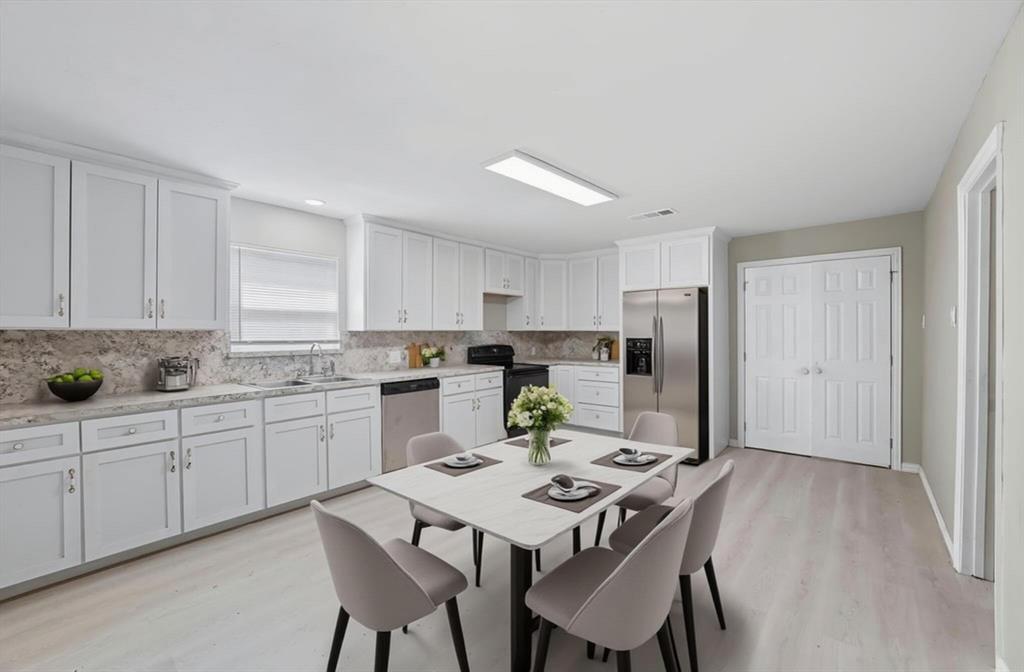 Woodlawn Place Rev - Residential