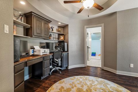 Tiny photo for 1608 Rivercrest Court, Fort Worth, TX 76107 (MLS # 20951390)