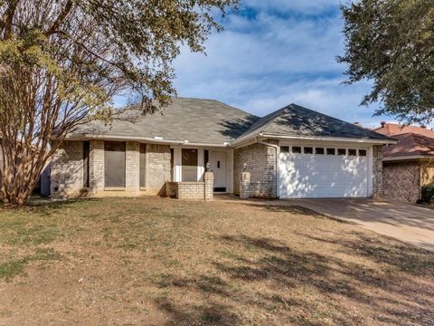 1932 Willow Vale Drive Fort Worth TX 76134