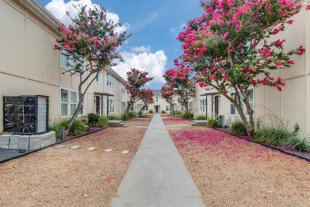 Alexander Park - Residential Lease