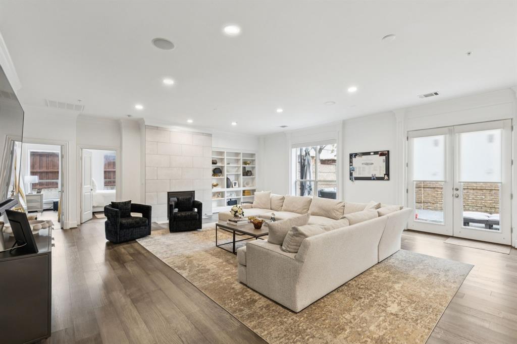 Drexel Park Hollow Condos Ph 01-2 - Residential Lease