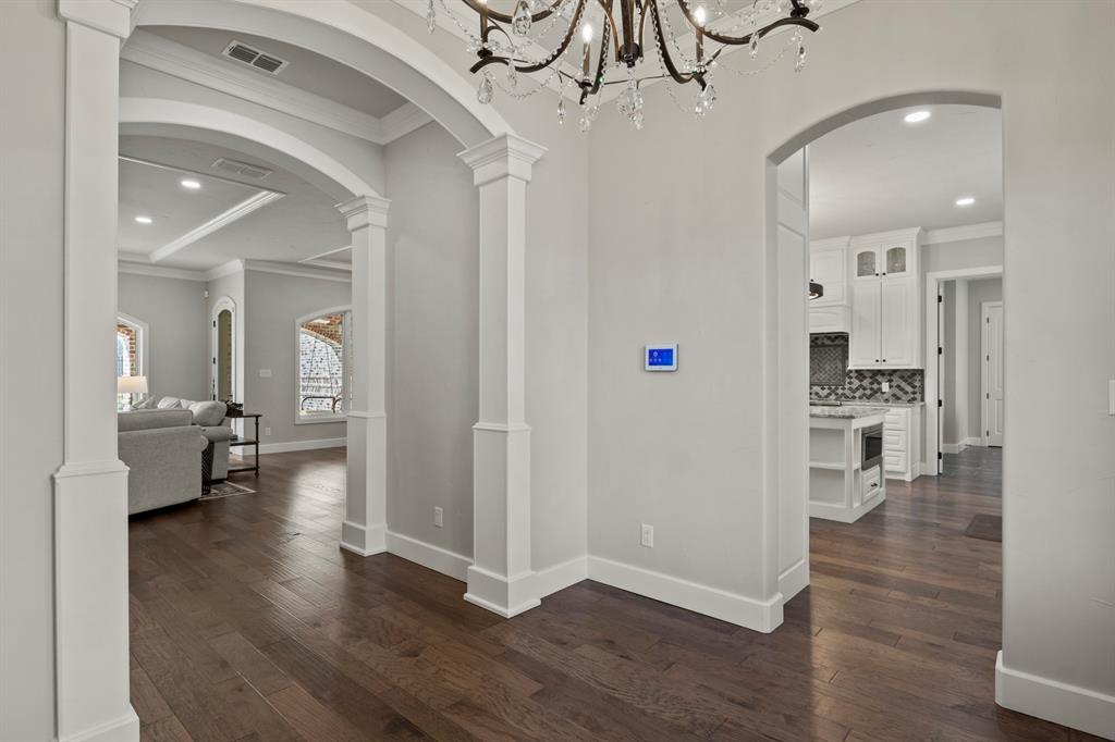 602 Greenhill Park Avenue