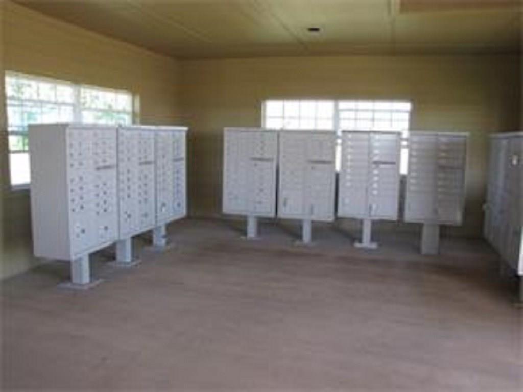 Retreat Ph 01 - Land