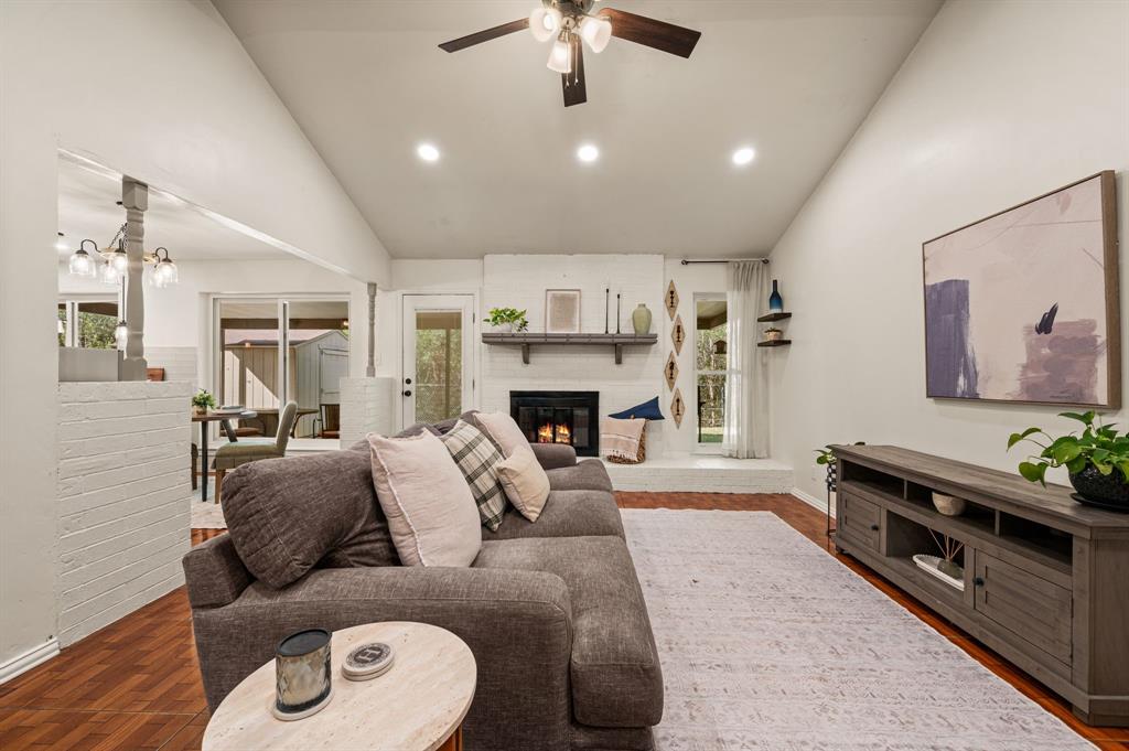 1121 Timbercreek Road