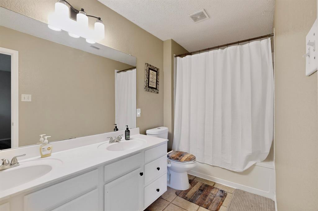 Sunset Oaks Add - Residential