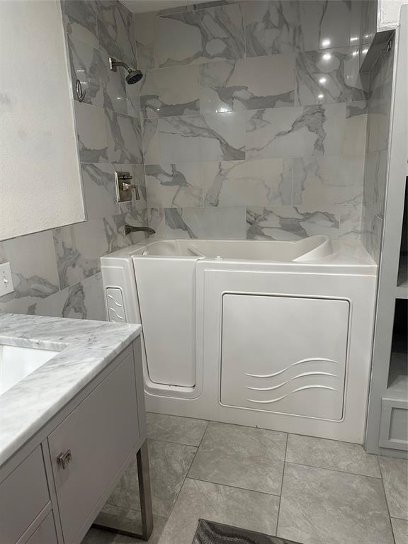 Duck Creek Twnhs - Residential