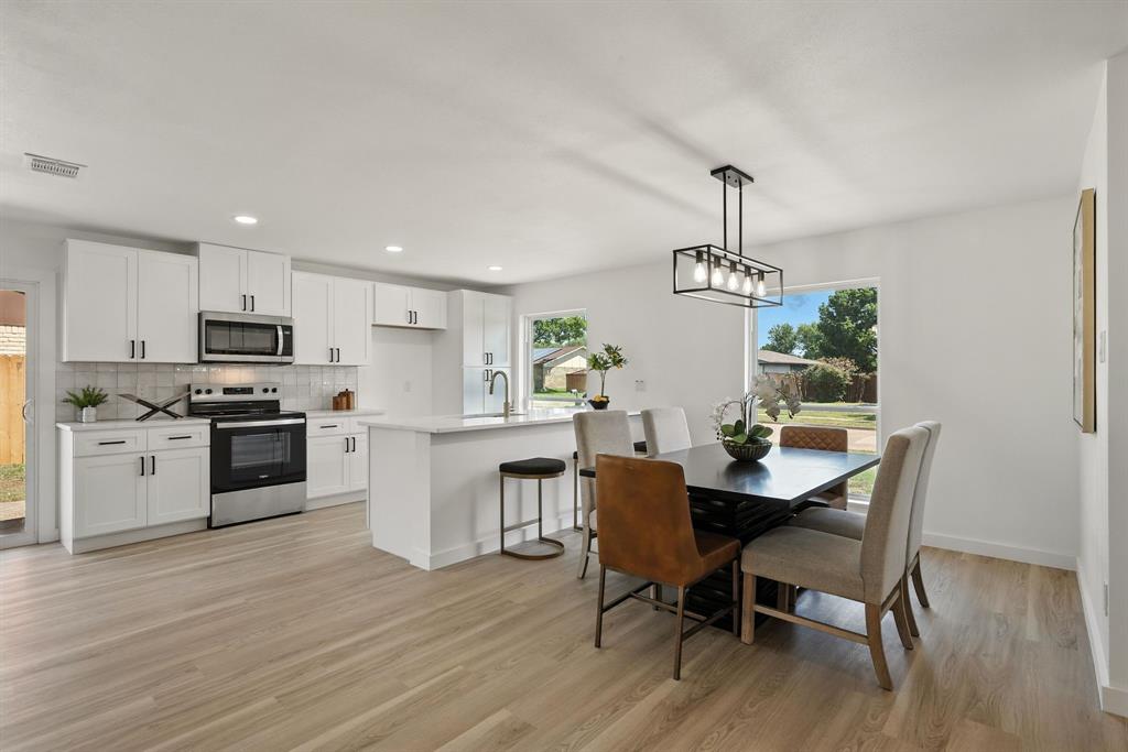1837 Spanish Trail
