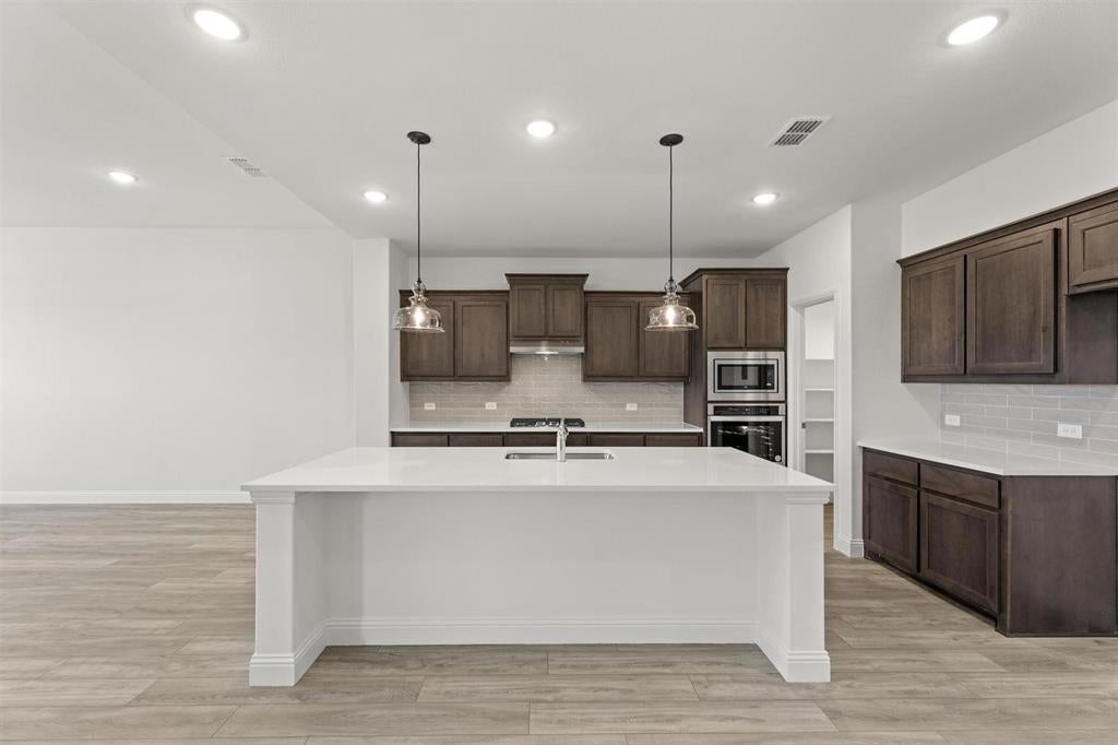 1228 Moon Ranch Road