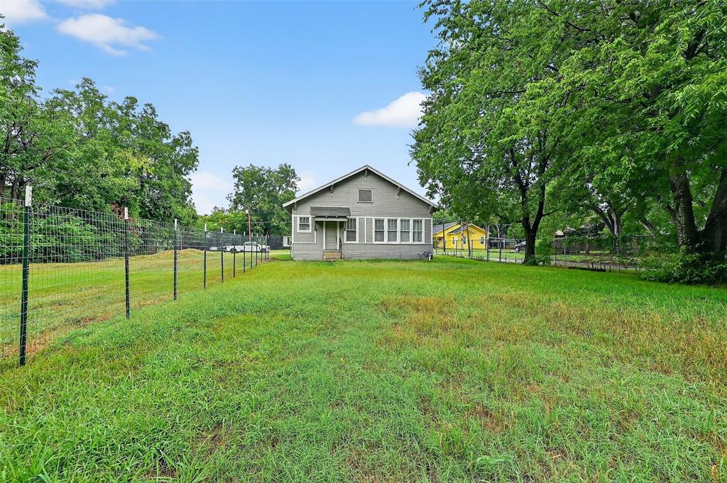 Moore B H Heirs - Residential Lease