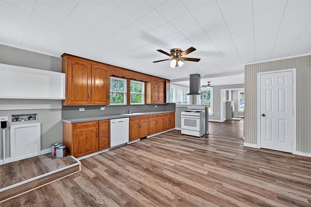 Moore B H Heirs - Residential Lease