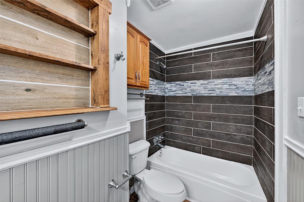 Moore B H Heirs - Residential Lease