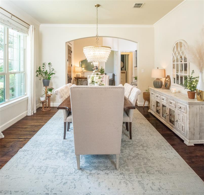 855 Fountain View Court