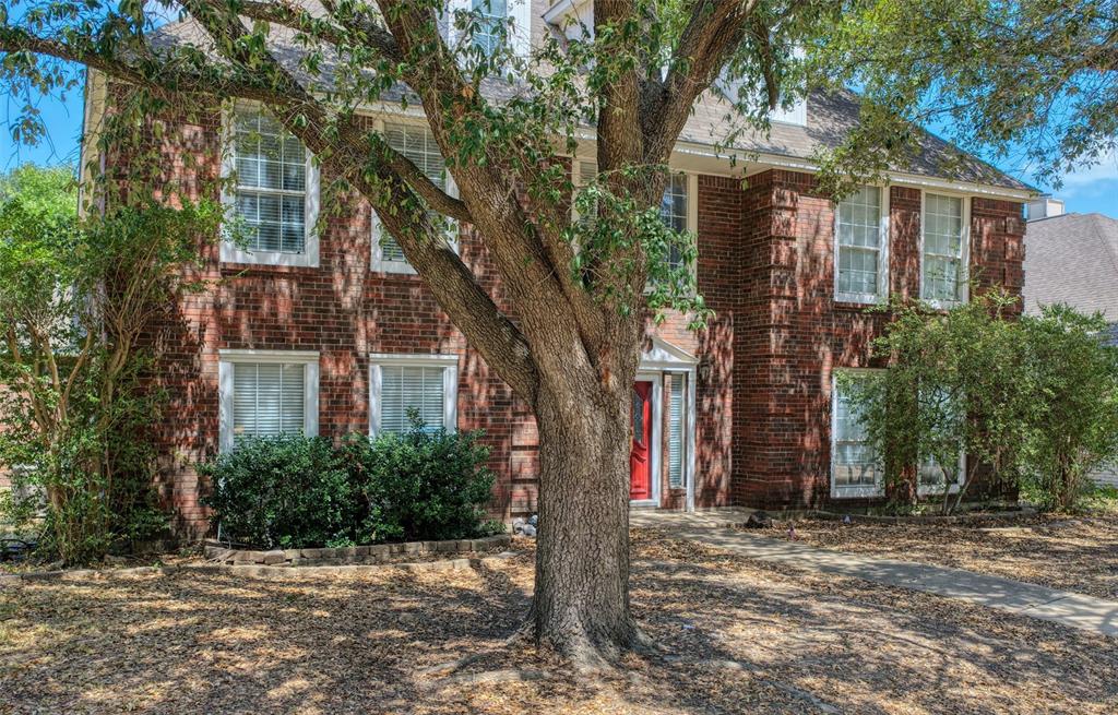 711 Amesbury Drive
