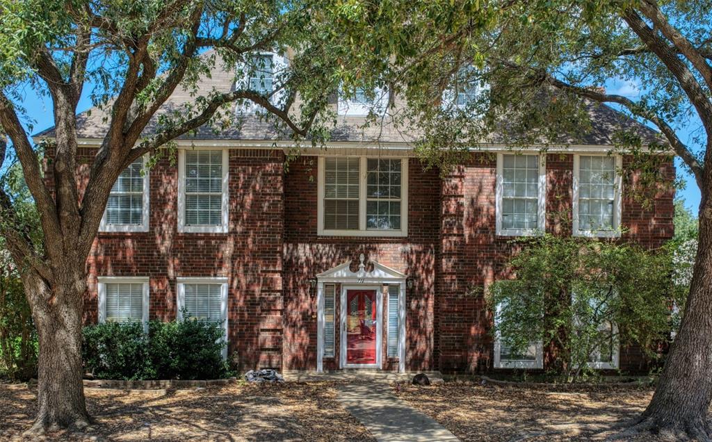 711 Amesbury Drive
