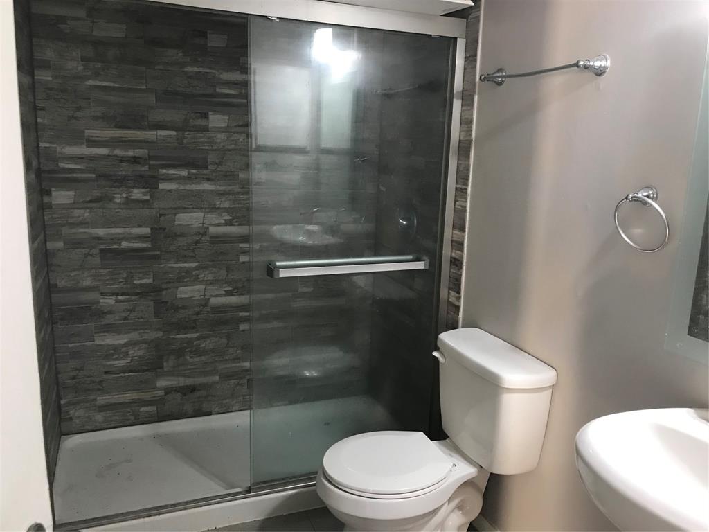 Windtree Condos - Residential