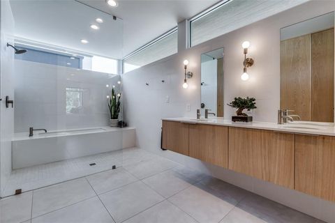 Tiny photo for 4626 Coles Manor Place #101, Dallas, TX 75204 (MLS # 21044698)