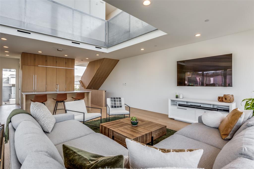 Belmont Park - Residential Lease