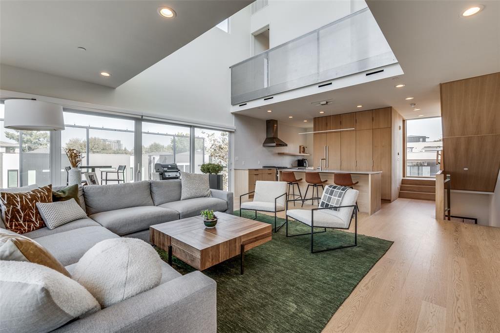 Belmont Park - Residential Lease