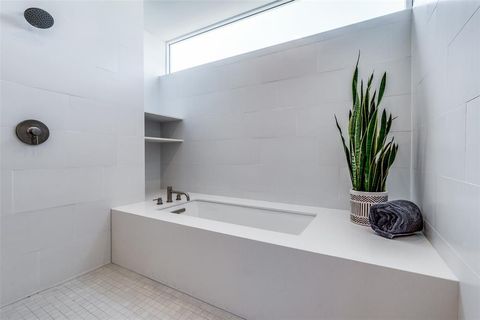 Tiny photo for 4626 Coles Manor Place #101, Dallas, TX 75204 (MLS # 21044698)