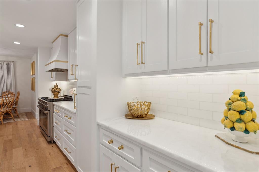 Forest Hills Rev - Residential
