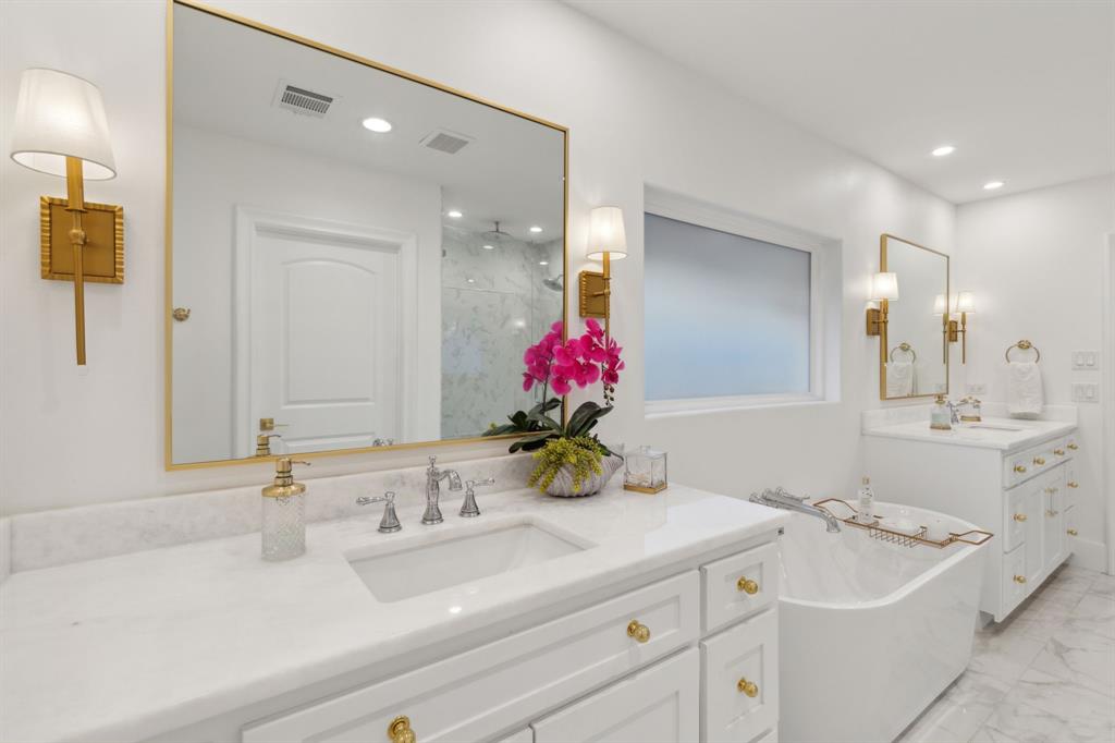 Forest Hills Rev - Residential