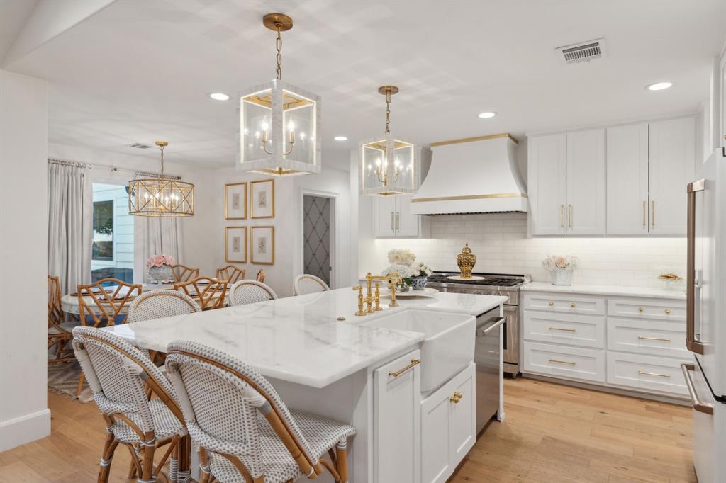 Forest Hills Rev - Residential
