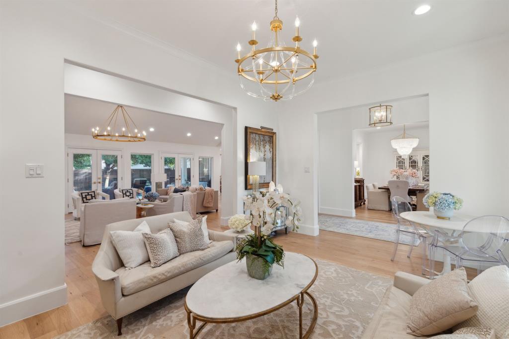 Forest Hills Rev - Residential
