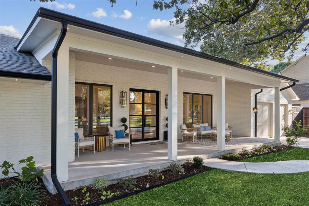 8230 Santa Clara Drive