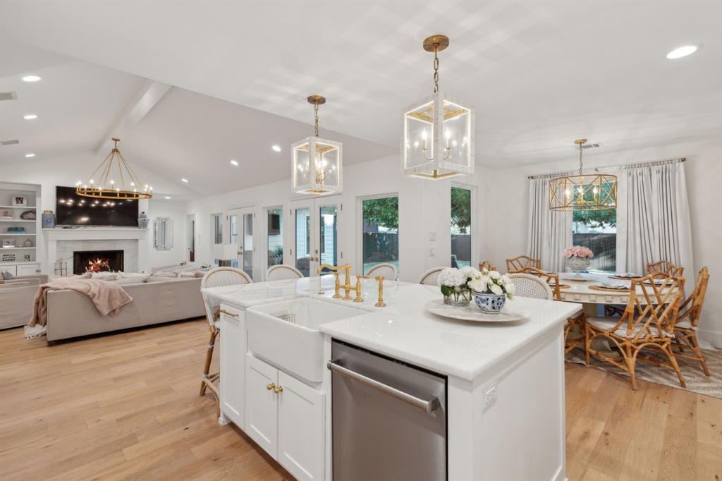 Forest Hills Rev - Residential
