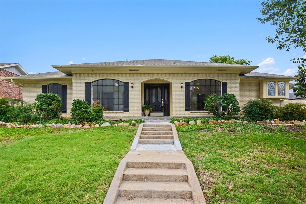 1702 Surrey Court