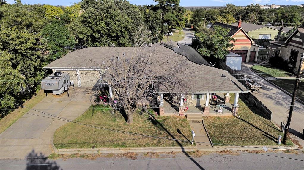 609 S Elm Street