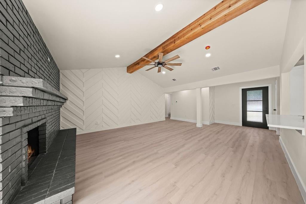 3409 Buckingham Drive