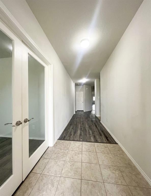 2444 Bermont Red Lane