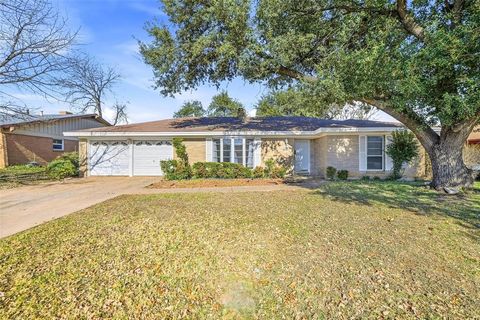 1316 Pinehurst Drive Fort Worth TX 76134