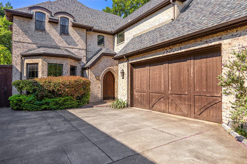 6115 Palo Pinto Avenue