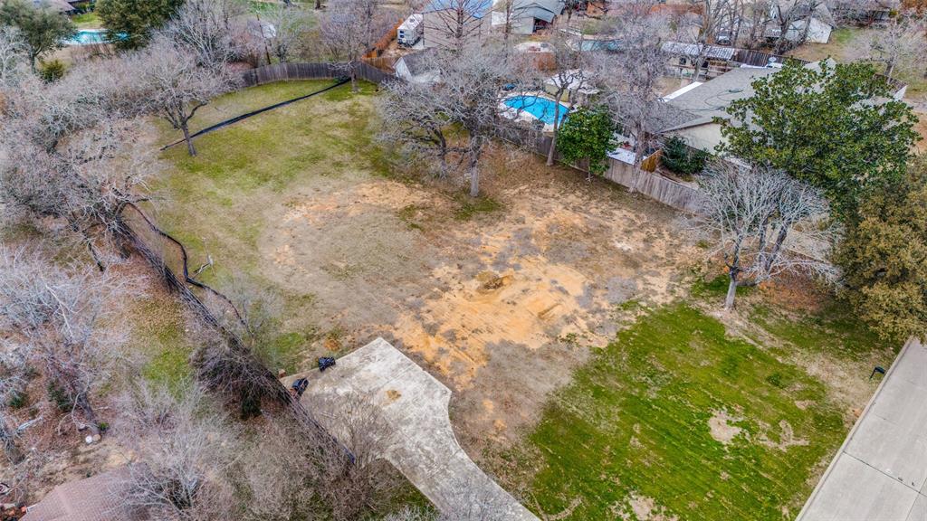 5609 Oak Top Drive