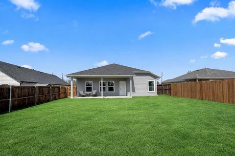 Tiny photo for 4501 Washington Street, Greenville, TX 75401 (MLS # 21192641)