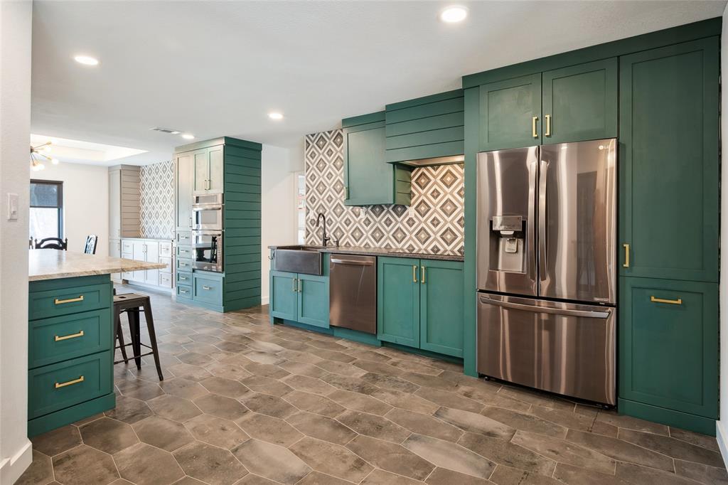 1210 Wood Creek Lane