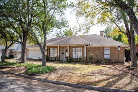3320 E Houston Street Paris TX 75460