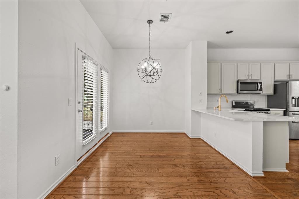 KENSINGTON COURT CONDOS - Residential Lease