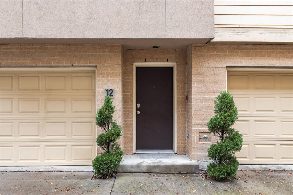 KENSINGTON COURT CONDOS - Residential Lease